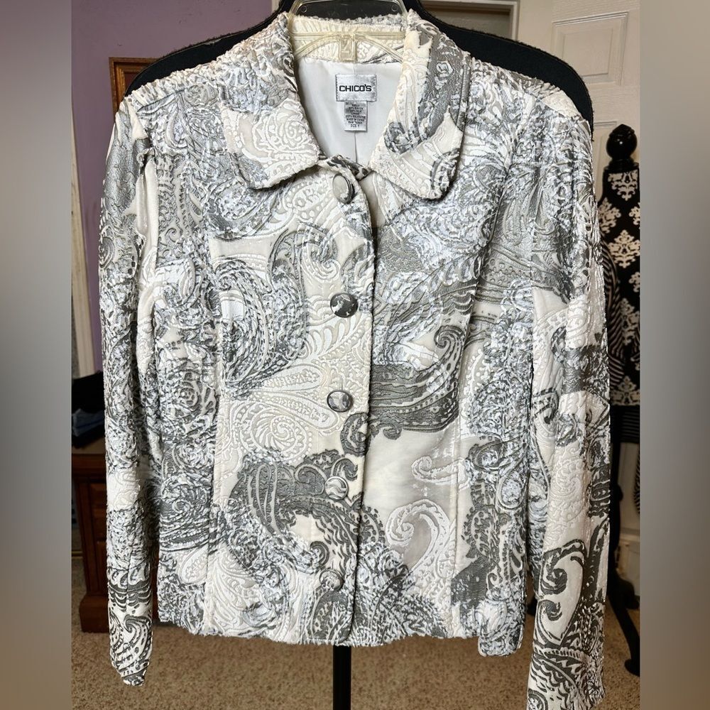 Chico’s Paisley silk jacket size 1